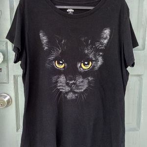 Black cat shirt